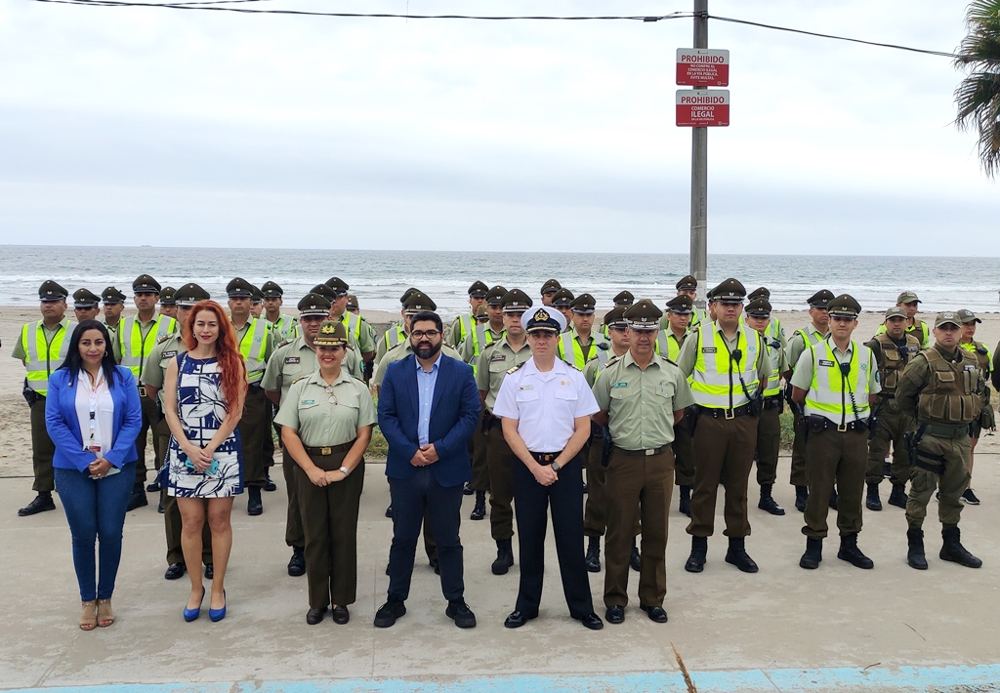 Presentación de contingente policial de recambio de Carabineros para la segunda etapa del Plan Verano Seguro
